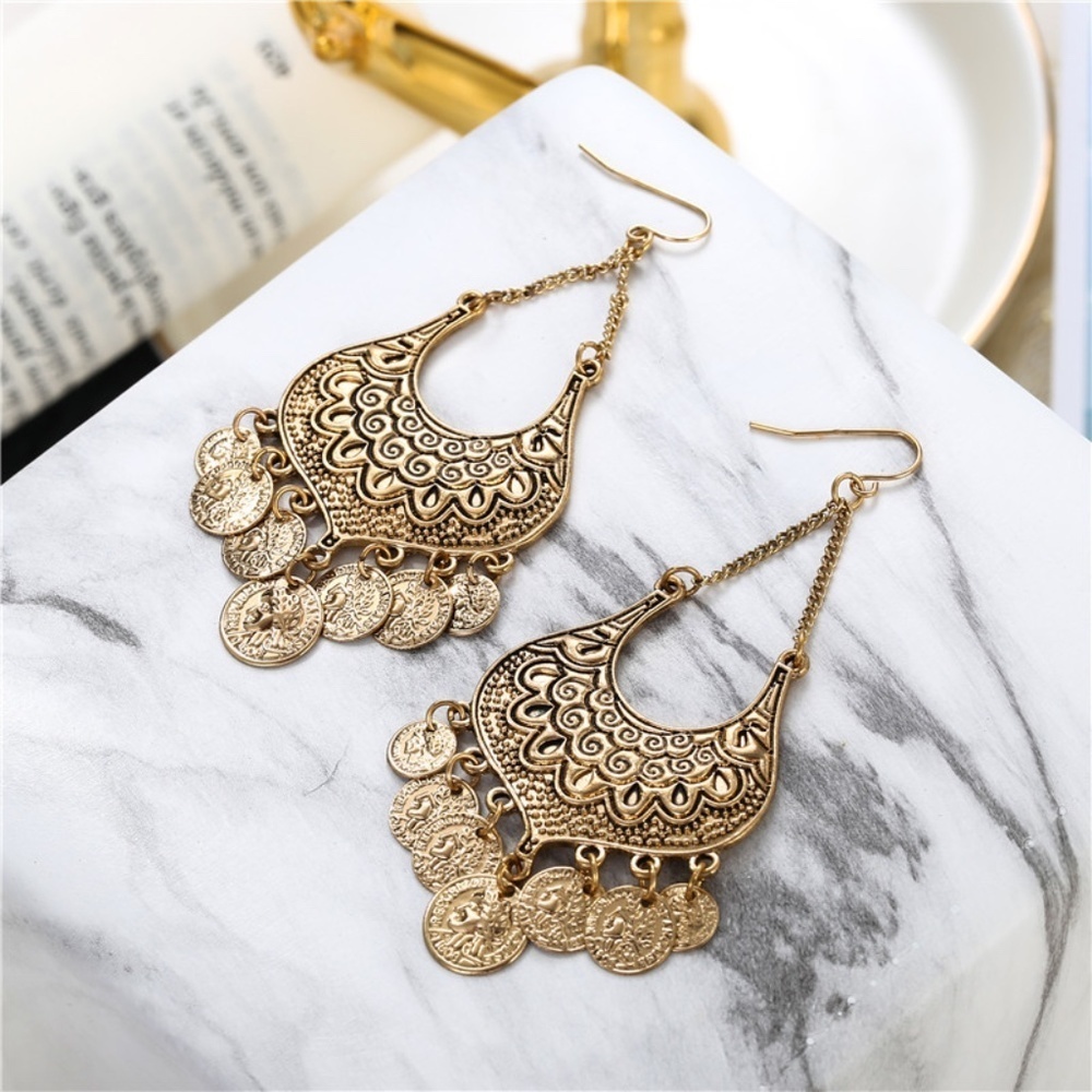 *ELYRIA* Anti-Gold Engraved Charm Dangle Earrings - Picture 3 of 5